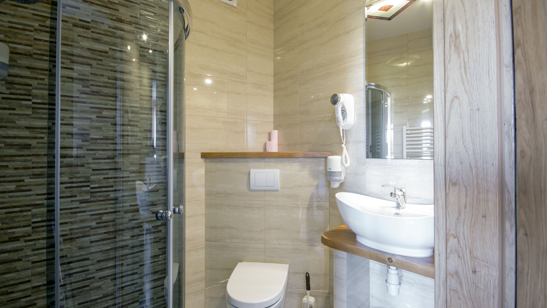MONTENERO Қонақ үй курорты SPA термалды бұлақтары Польшадағы Татра тауларының демалысы